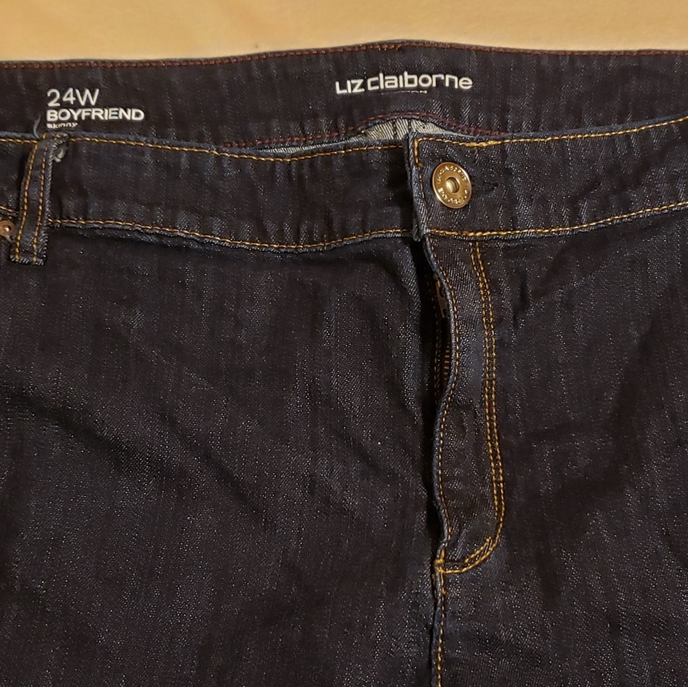 Jeans - Picture 3 of 4